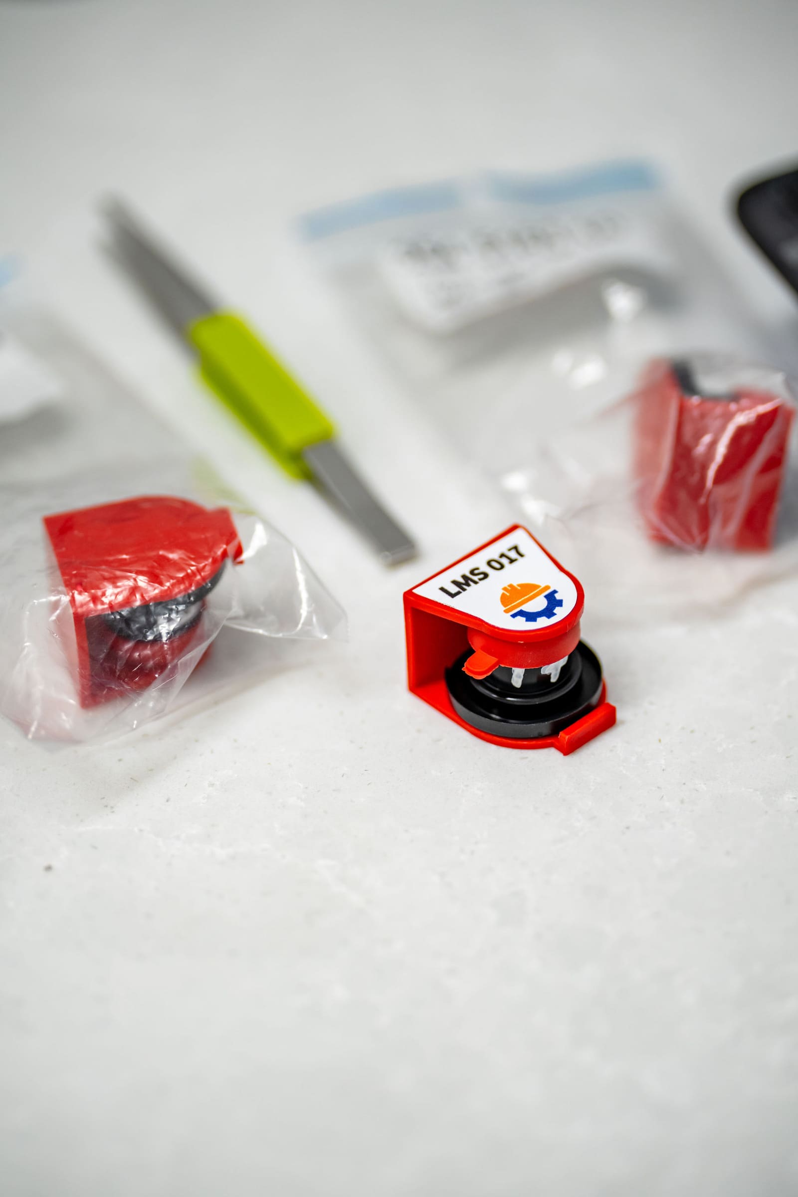 Labelled sampling cassettes prepared for traceable handling